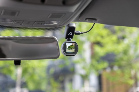 LAMAX T4 Full HD 140° látószögű menetrögzítő autós kamera