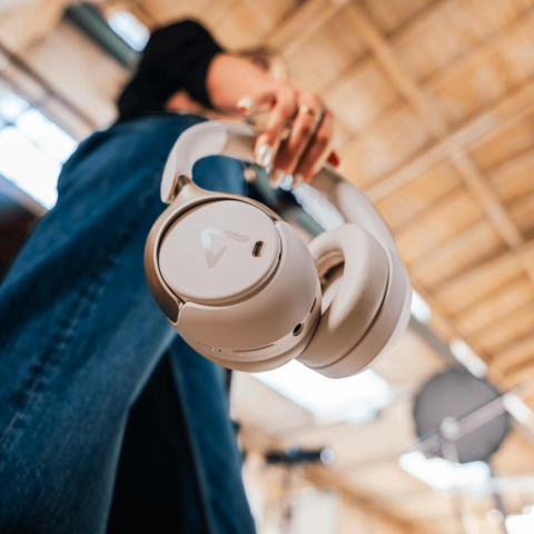 LAMAX HighComfort2 ANC Fehér Aktív zajszűrős Bluetooth fejhallgató LAMAX HighComfort2 ANC Fehér Aktív zajszűrős Bluetooth fejhallgató