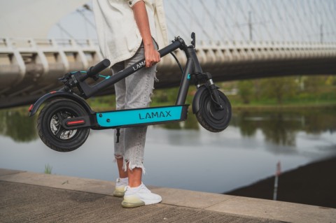 LAMAX eCruiser SC30