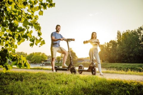 LAMAX eRacer SC50 elektromos robogó