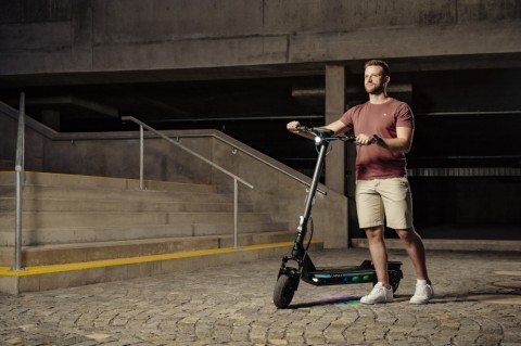 LAMAX eRacer SC50 elektromos robogó