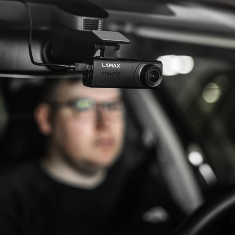 LAMAX N4 Autós menetrögzítő kamera Full HD