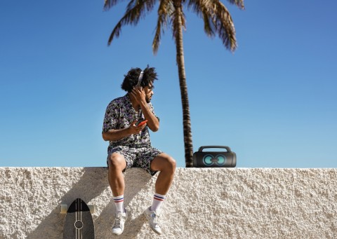 LAMAX PartyGo1 Bluetooth hangszóró 100W Karaoke funkció,mikrofonnal