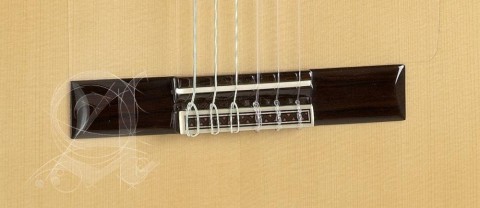 Alhambra Gitár Német lucfenyő tömör ciprusfa ébenfa fogólap Tokkal.