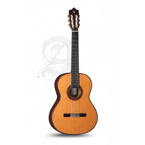 Alhambra Gitár 7 C Classic Cédrus tömör mahagóni (koncert méret) ébenfa fogólap. Ébenfa belső erő
