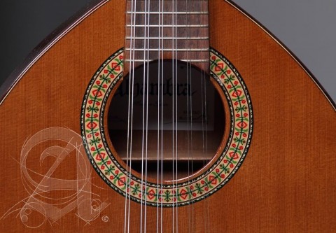 Alhambra Gitár B-3 C Cédrus mahagóni indiai rózsafa fogólap.