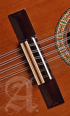 Alhambra Gitár B-3 C Cédrus mahagóni indiai rózsafa fogólap.