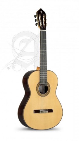 Alhambra Gitár L-11 P A Német lucfenyő indiai rózsafa ébenfa fogólap. Kézimunka. Tokkal.