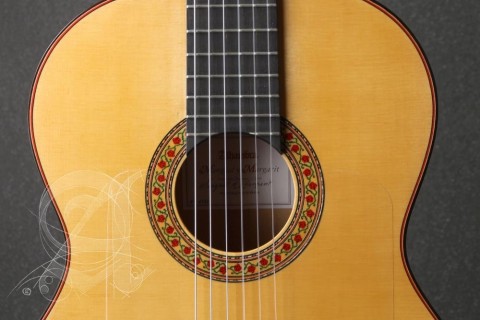 Alhambra Gitár Mengual&Margarit Flamenco Ciprés Német lucfenyő tömör ciprusfa (flamenco) Tokkal