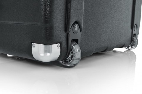 Gator ATA Öntött műanyag keménytok keverőpulthoz kerekekkel felugró rack-résszel 65x55x25 cm