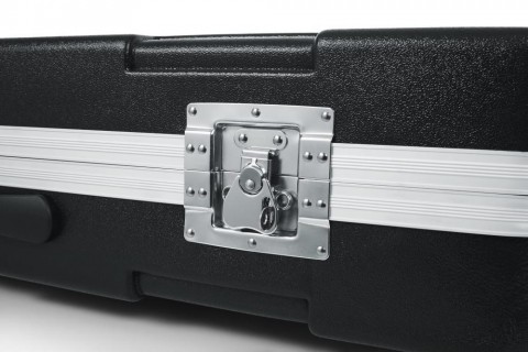 Gator Öntött műanyag keménytok keverőpulthoz vagy eszközökhöz kerekekkel 60x91x17 cm