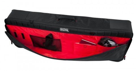 Gator Pro-Go széria 76 billentyűs hangszerhez táska gyapjú belsővel eltávolítható pántokkal