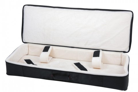 Gator Pro-Go széria 76 billentyűs hangszerhez táska gyapjú belsővel eltávolítható pántokkal