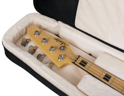 Gator Pro-Go széria basszusgitár táska gyapjú belsővel eltávolítható pántokkal