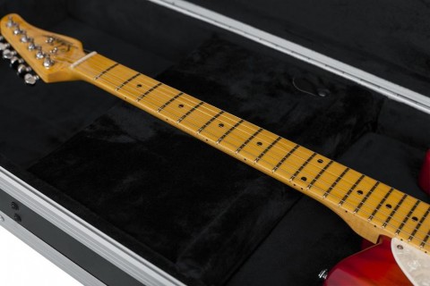 Gator ATA fa utazó tok elektromos gitárhoz