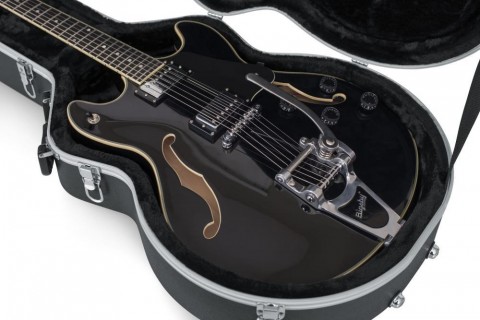 Gator Deluxe öntött műanyag keménytok 335-ös stílusú üreges testű elektromos gitárhoz