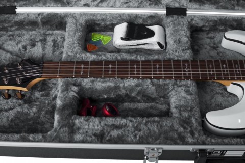 Gator Öntött műanyag keménytok elektromos gitárhoz beépített LED világítással