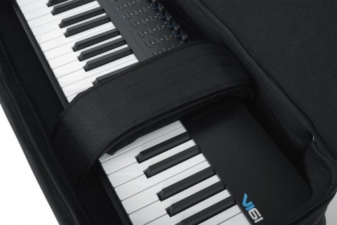 Gator Keyboard puhatok 61 billentyűs keskeny hangszerhez belső méret: 105x32x13 cm