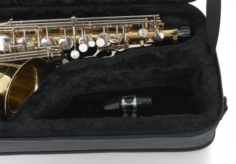 Gator Könnyű polyfoam keménytok alt szaxofonhoz és kellékeihez