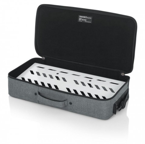 Gator Szürke hordozható táska pedálok és midi kontrollerek részére 61*30