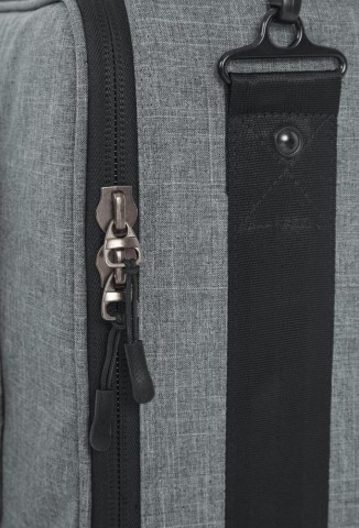 Gator Szürke hordozható táska pedálok és midi kontrollerek részére 61*30