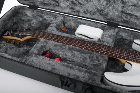 Gator TSA öntött műanyag keménytok elektromos gitárhoz beépített LED világítással