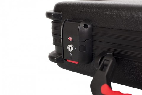 Gator TSA öntött műanyag keménytok 6 vezetéknélküli mikrofonhoz elem tárolókkal