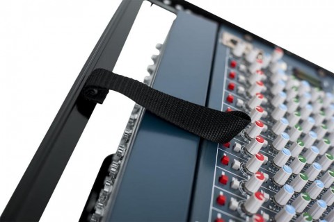 Gator TSA öntött műanyag keménytok keverőpulthoz kihajtható rack résszel 12U