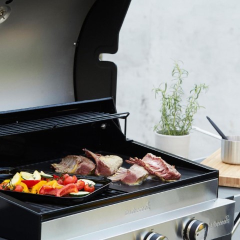 Barbecook BC GAS-2003 Spring 3212 gázgrill tárolóval oldalégővel 133x57x115cm