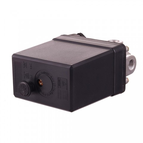 Technic CD032 2 Nyomáskapcsoló nagy kompresszorokhoz 400V 5,5kW 25A Technic CD032 2 Nyomáskapcsoló nagy kompresszorokhoz 400V 5,5kW 25A