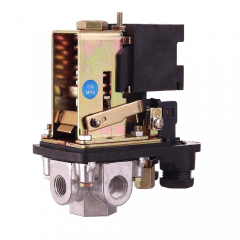 Technic CD032 2 Nyomáskapcsoló nagy kompresszorokhoz 400V 5,5kW 25A Technic CD032 2 Nyomáskapcsoló nagy kompresszorokhoz 400V 5,5kW 25A