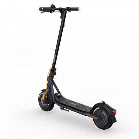 Segway Ninebot F2 PRO E II AA.05.12.03.0007 elektromos roller, max. sebesség 25km/h, max. 55km hatótáv, 900 W teljesítmény, IPX6 Segway Ninebot F2 PRO E II AA.05.12.03.0007 elektromos roller, max. sebesség 25km/h, max. 55km hatótáv, 900 W teljesítmény, IPX6