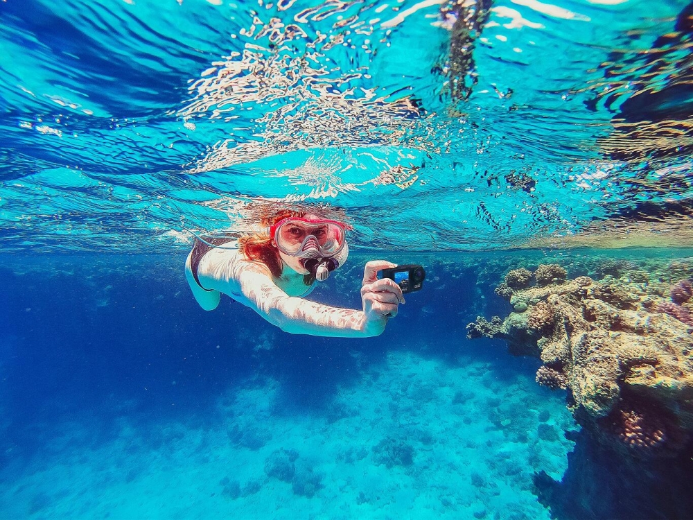 A tartozékokkal együtt jól illik a kezedbe