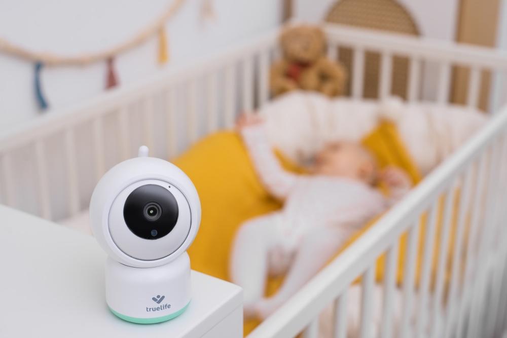 Mindent láthat, bárhonnan